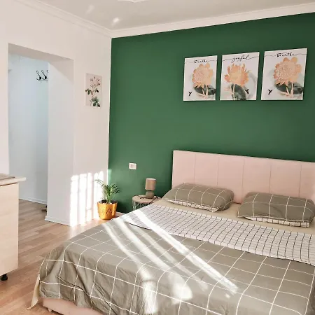 Casa 21 - The Cutest In Tirana! Daire