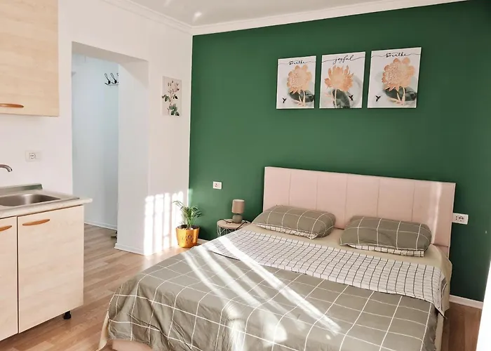 Casa 21 - The Cutest In Tirana! Lägenhet